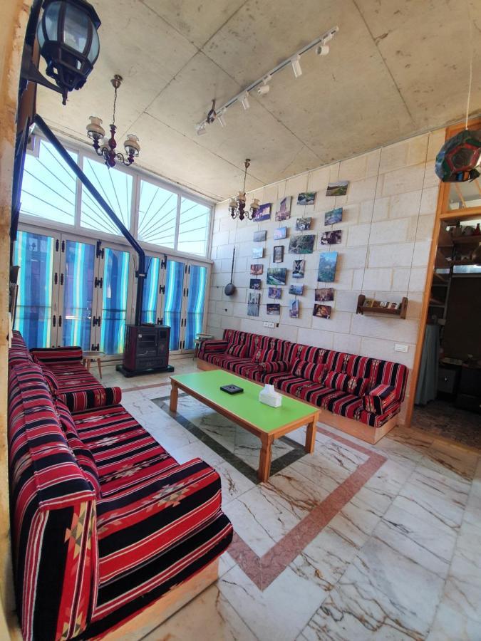 Damask Rose, Lebanese Guest House Jounieh Bagian luar foto