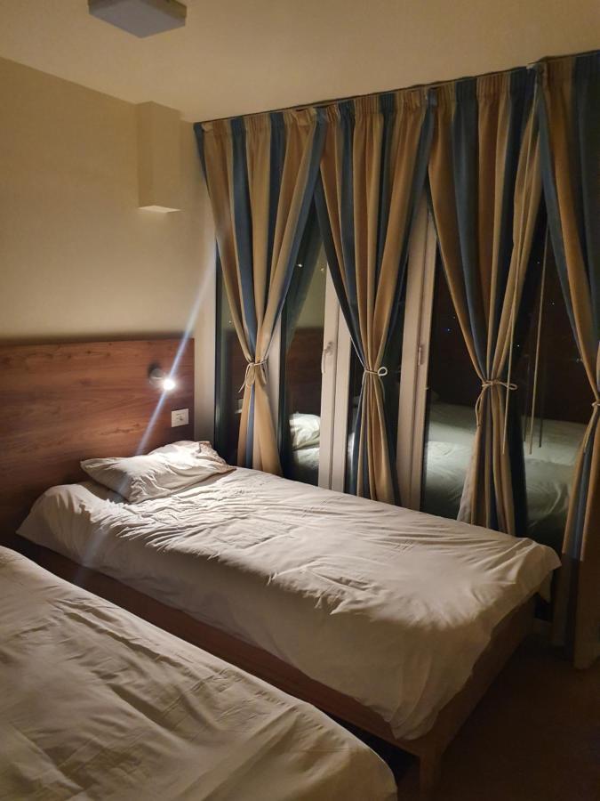 Damask Rose, Lebanese Guest House Jounieh Bagian luar foto