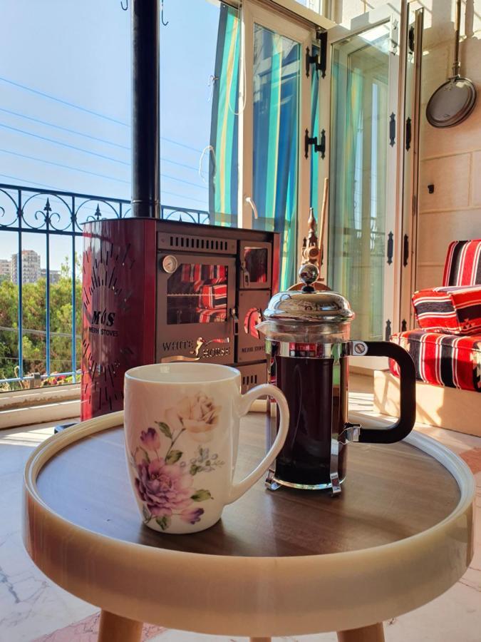 Damask Rose, Lebanese Guest House Jounieh Bagian luar foto