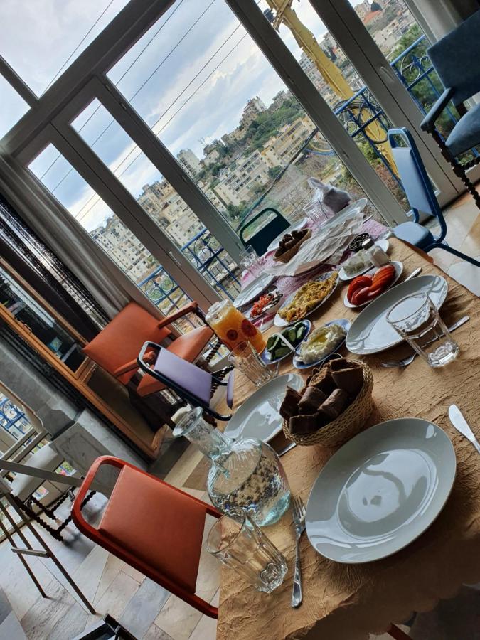Damask Rose, Lebanese Guest House Jounieh Bagian luar foto