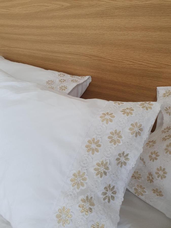 Damask Rose, Lebanese Guest House Jounieh Bagian luar foto