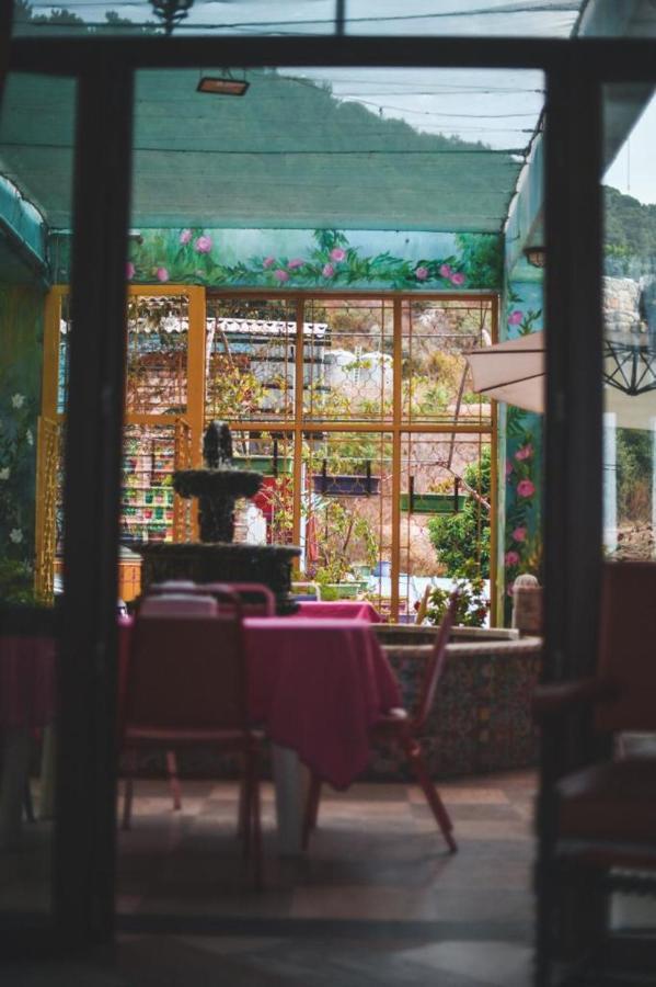 Damask Rose, Lebanese Guest House Jounieh Bagian luar foto