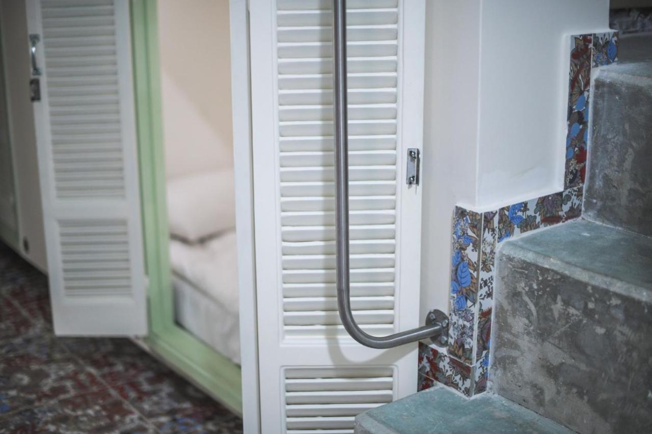Damask Rose, Lebanese Guest House Jounieh Ruang foto